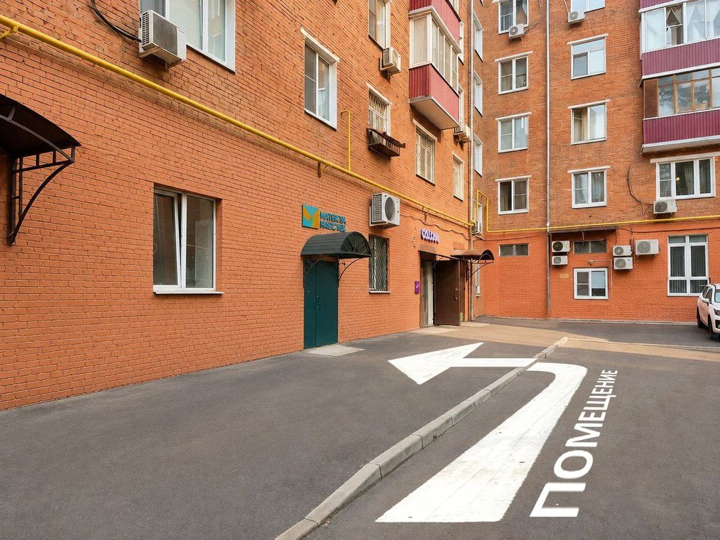 Вход в помещение на Дмитровском шоссе